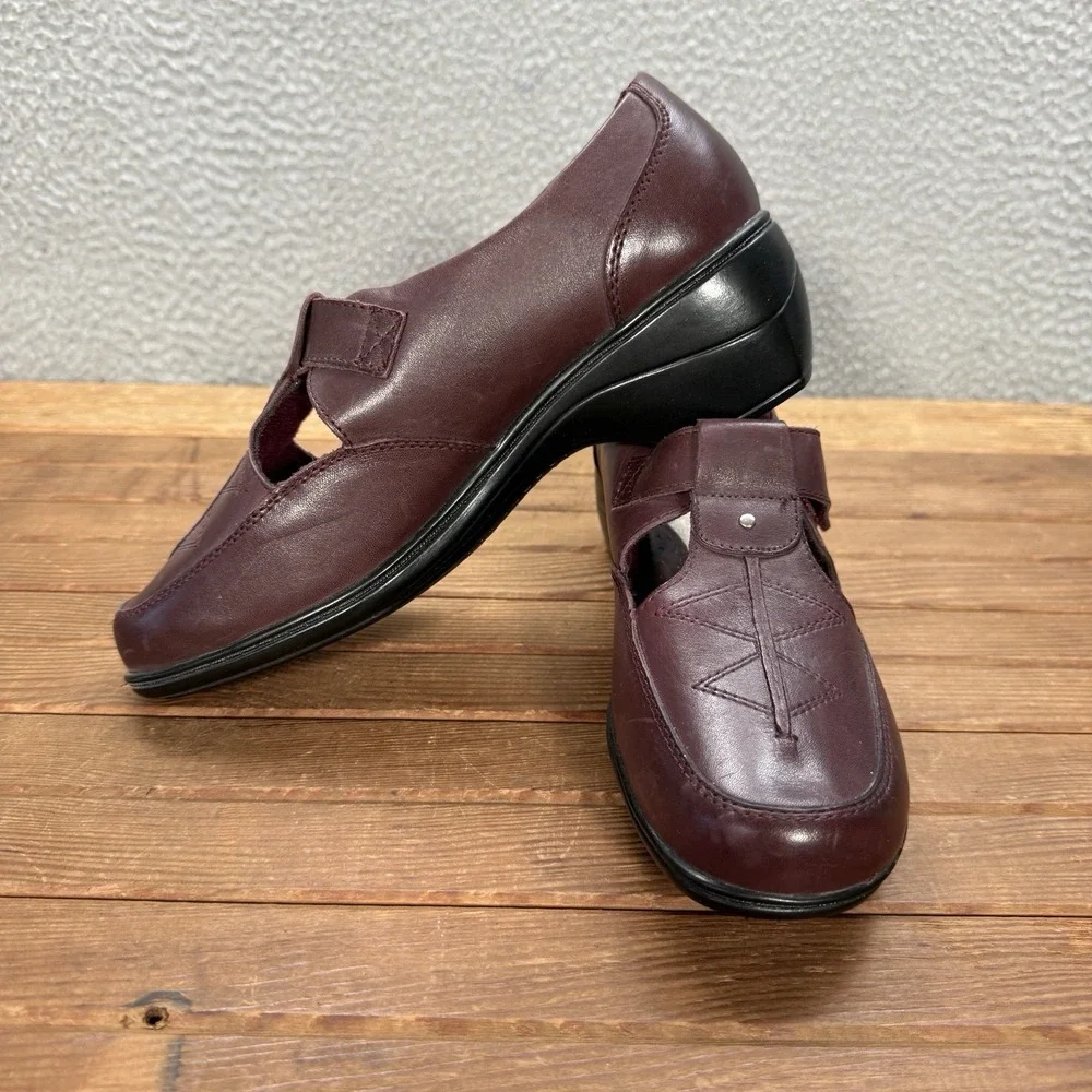 Thom McAn Shoes Womens 9W‎ Cranberry Hilliard Leather Mary Jane Loafers Preppy